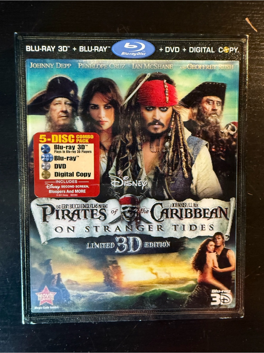 Pirates of the Caribbean: on Stranger Tides (2011) | 3D+ Blu-ray+ DVD | LIKE NEW